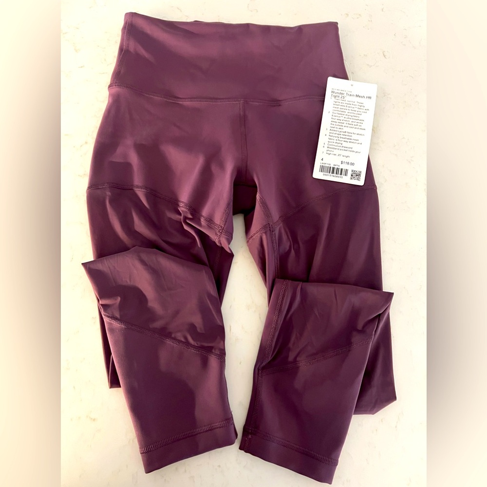 Lulu leggings. Wunder Train Mesh. Size 4.